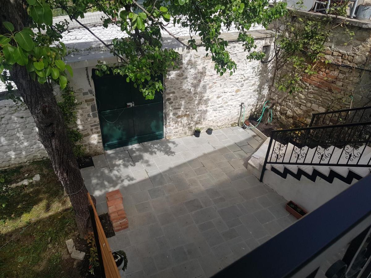 Villa Grigor Berat Exterior foto